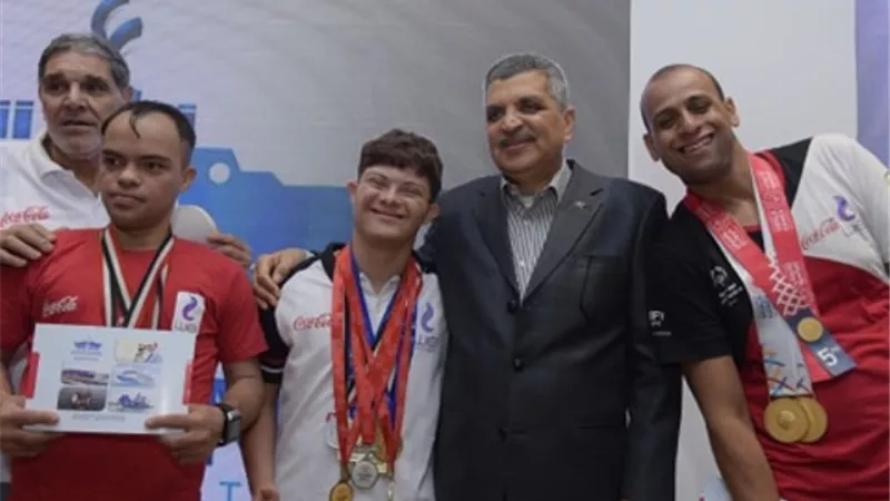 الفريق ربيع يستقبل وفد مبادرة 