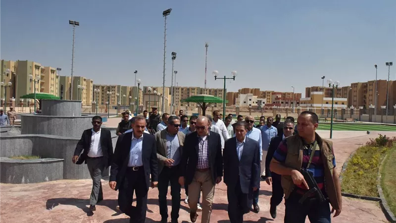 وزير الإسكان ومحافظ أسيوط يتفقدان مشروع الإسكان الاجتماعي وبعض الخدمات بمدينة أسيوط الجديدة والرحاب