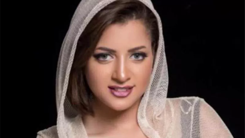 إخلاء سبيل منى فاروق في واقعة الفيديو الفاضح