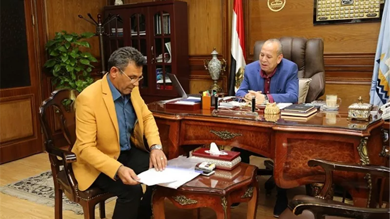 محافظ كفر الشيخ يوقع بروتكول مع جهاز الخدمة الوطنية