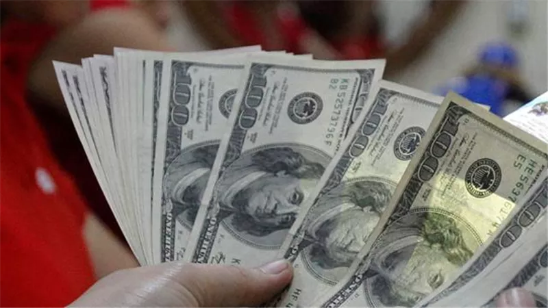 انخفاض سعر الدولار امام الجنية بختام تعاملات الأحد 8 سبتمبر