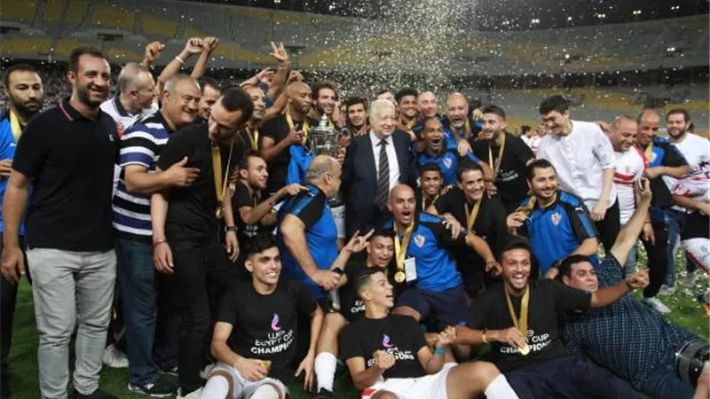 بالصور .. عدسة الجمهورية اونلاين ترصد احتفالات لاعبى الزمالك بالتتويج