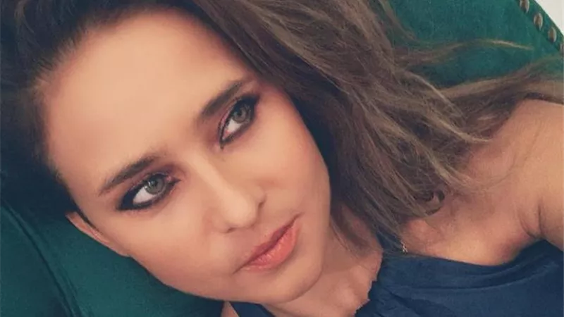 نيللى كريم تبهر متابعيها بإطلالتها الرقيقة .. صور