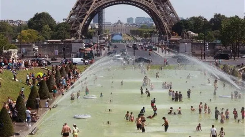 رسميا.. الحر قتل 1500 في فرنسا