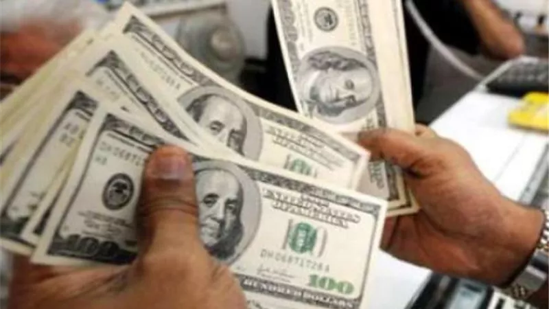 القبض على جامعى بتهمة الإتجار غير المشروع بالنقد الأجنبى بالنزهة