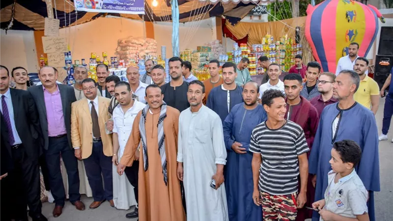 مستقبل وطن بأسيوط يفتتح معرضا للسلع الغذائية والأدوات المدرسية