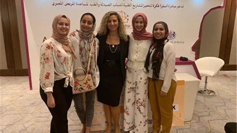 فوز٤ طلاب بطب عين شمس بجائزة مسابقة استرا فكرة