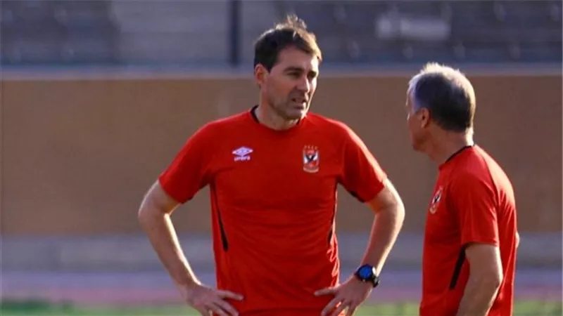 فايلر يطلب أجزاء من مباراة الزمالك وبيراميدز قبل محاضرة لاعبيه