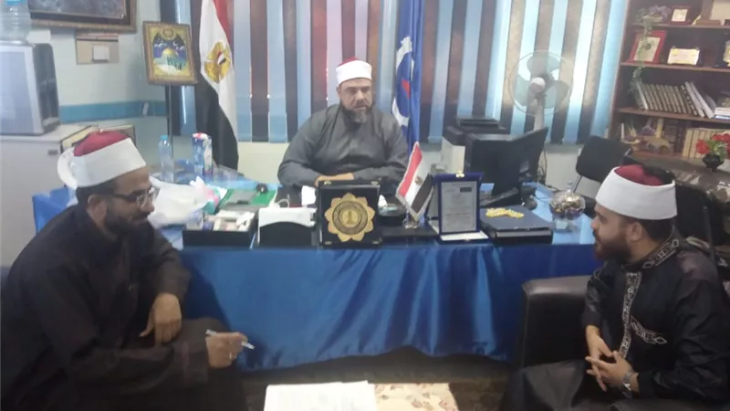 الشيخ عبدالحي إماما وخطيبا لمسجد سيدي عبدالله الاربعين
