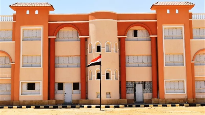 الغيطى يعلن عن تفاصيل الإنتهاء من تسليم مدرستين بمدينة بالشروق بالصور