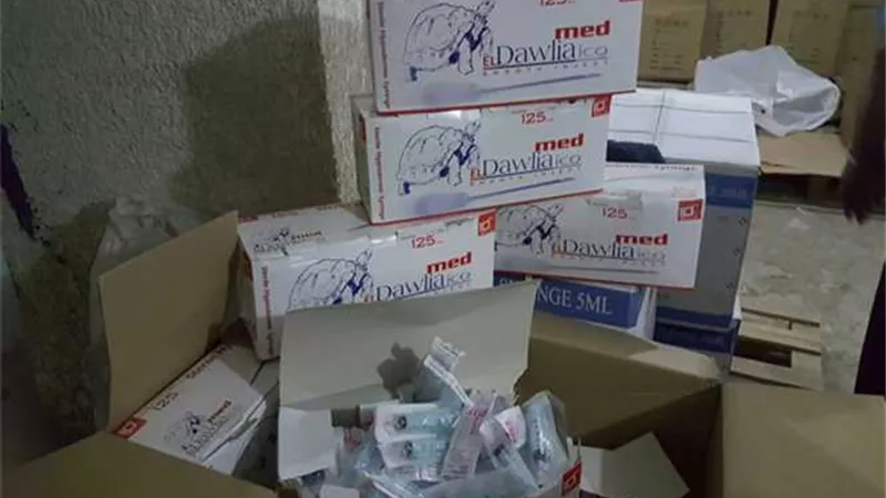 مباحث القاهرة تضبط صاحب شركة وبحوزتة 16 قطعة طبية