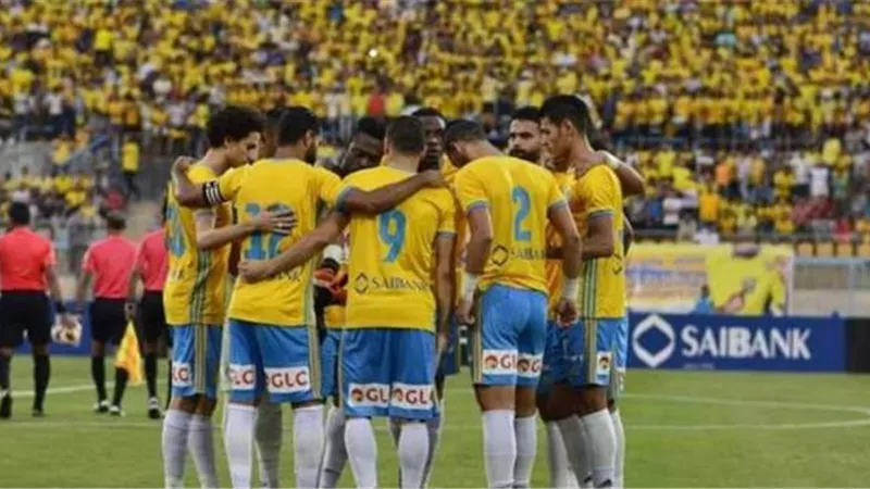 حكم مغربي لمباراة الإسماعيلي وأهلي ليبيا في كأس محمد السادس