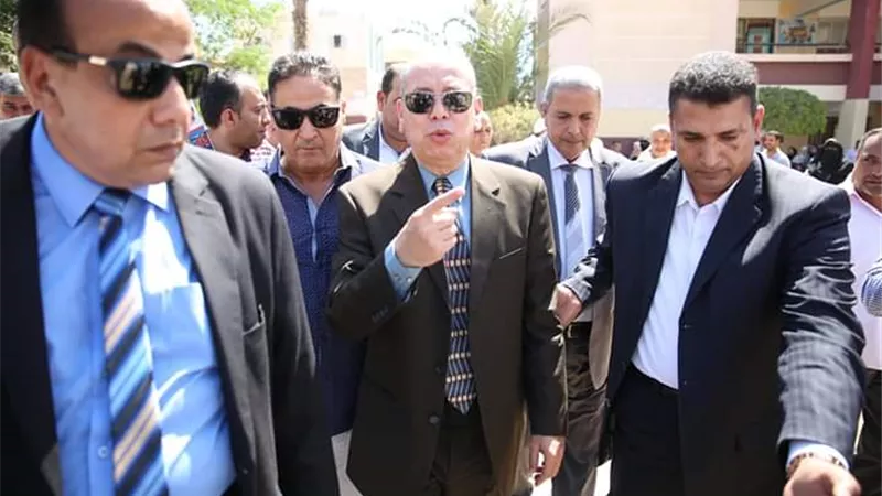 بأمر محافظ كفرالشيخ..إزالة جميع الأكشاك الملاصقة لأسوار وأبواب المدارس بنطاق المحافظة