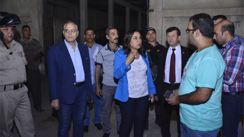 محافظ دمياط تقود حملة لرفع الإشغالات وتوجه بفتح الشوارع أمام المواطنين