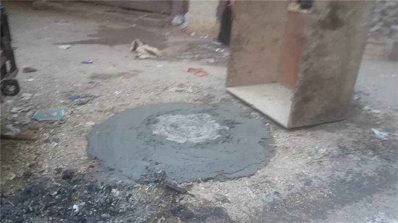 تركيب ١٢ غطاء صرف صحى ببولاق الدكرور..صور