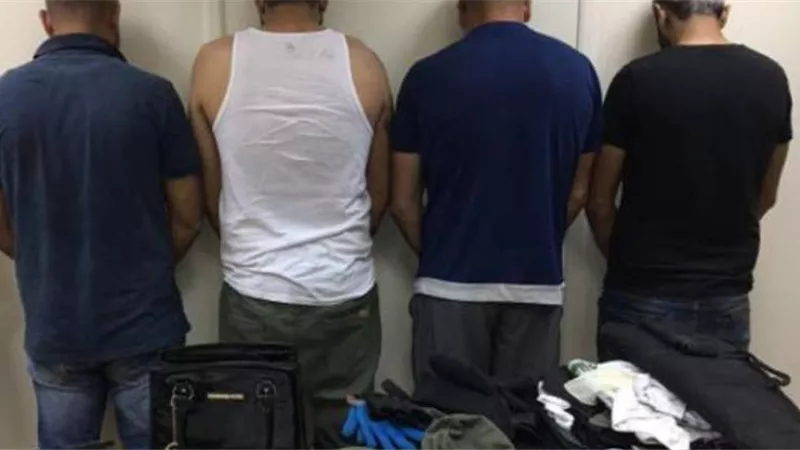 ذئاب بشرية يتحرشون بربة منزل ويحاولون اغتصابها داخل مستشفى.. فيديو