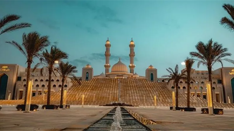 شاهد بالصور افتتاح مسجد مصر من أكبر جوامع العالم بالعاصمة الإدارية