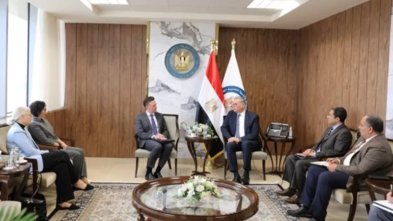 وزير البترول يبحث مع وفد شيفرون خططها المستقبلية خلال الفترة المقبلة