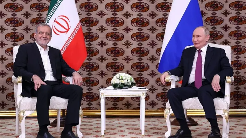 بوتين وبزشكيان يوقعان اتفاقية شراكة استراتيجية شاملة بين روسيا وإيران
