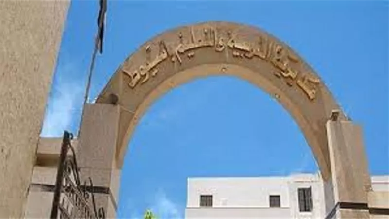 تعليم أسيوط ينهي الاستعدادات لامتحانات الشهادة الاعدادية غداً
