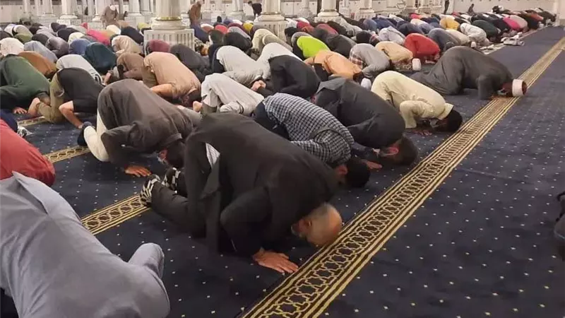الفرق بين صلاة الفجر و صلاة الصبح
