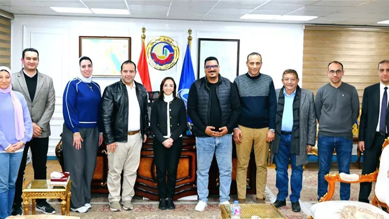 محافظ البحيرة تستقبل مساعد وزير الصحة