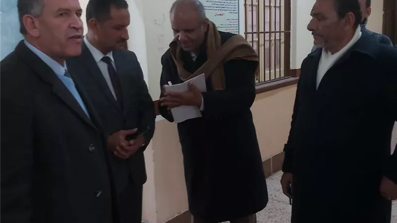 وكيل تعليم أسيوط يتفقد لجان امتحانات الشهادة الإعدادية