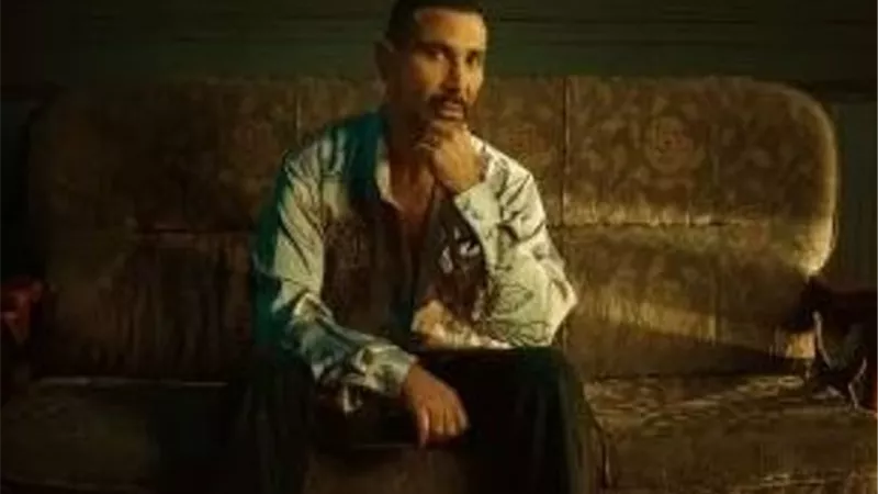 هجوم شرس على أحمد سعد بسبب لوك 
