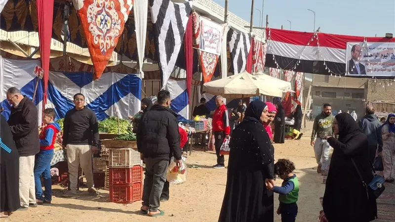 محافظ الجيزة يتابع انتظام فتح أسواق اليوم الواحد