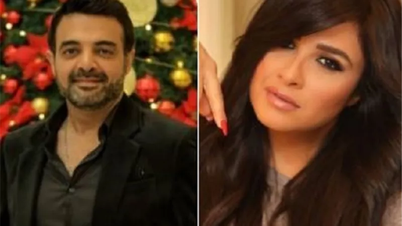 عمرو محمود ياسين ينعى والد ياسمين عبدالعزيز