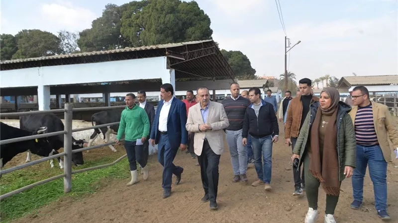 محافظ أسيوط يتفقد مزرعة الثروة الحيوانية بقرية أبنوب الحمام