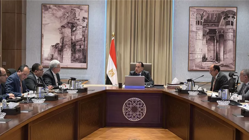الحكومة: تطوير 