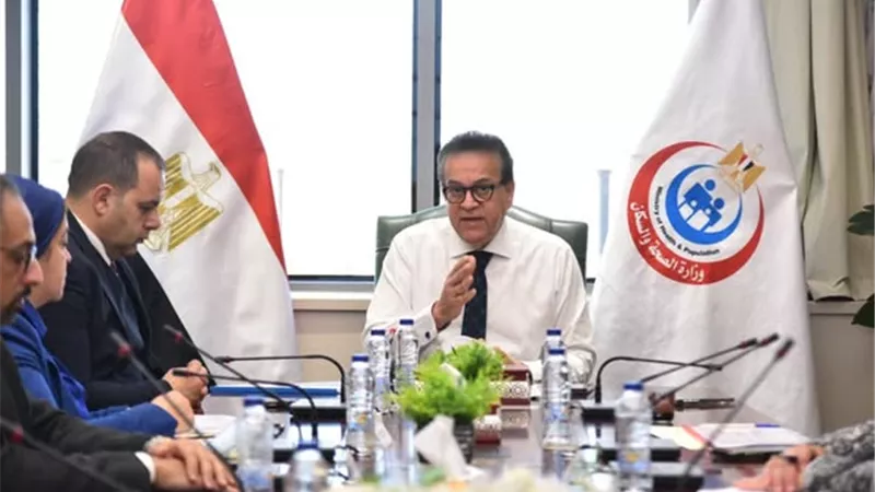 وزير الصحة يعقد اجتماعًا لمتابعة مستجدات المشروع القومي لإنهاء قوائم الانتظار الخاصة بزرع النخاغ