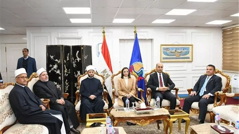 وزيرالأوقاف: دعم المبادرات الوطنية وتعزيز دورالمساجد لنشرالقيم