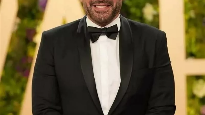 بإطلالة أنيقة .. السقا يتألق من حفل توزيع جوائز Joy Awards