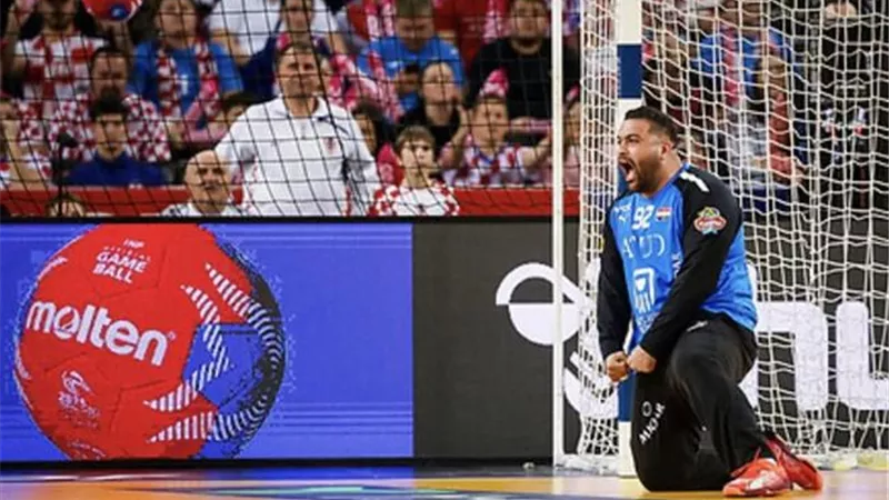 محمد علي يحصد جائزة أفضل لاعب في مباراة الفراعنة أمام كرواتيا