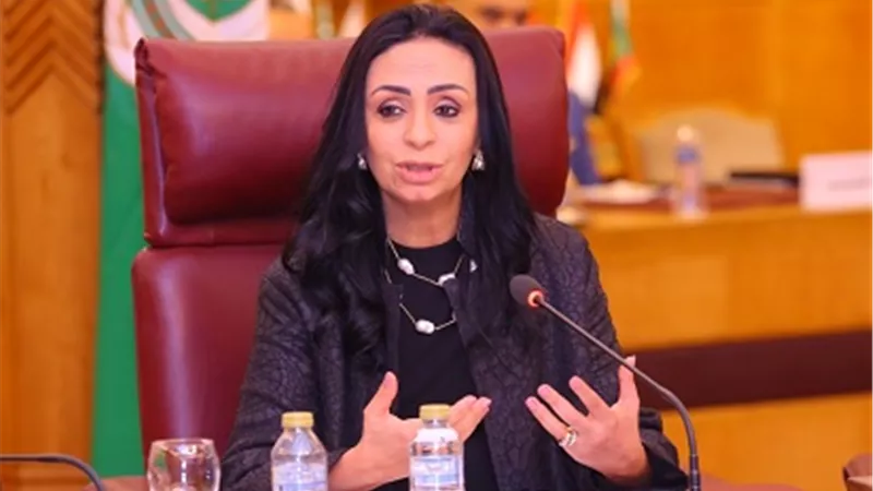 وزيرة التضامن: 546 ألف مسن يستفيدون من برنامج كرامة