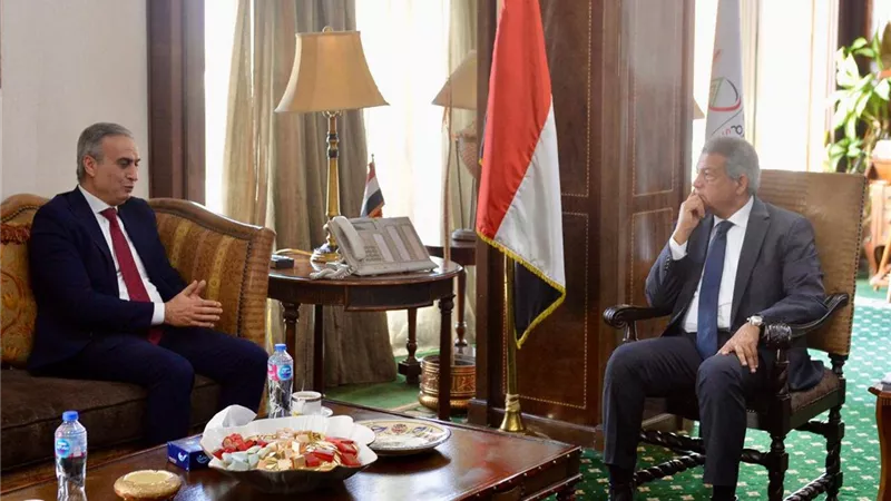 رئيس الأعلى للإعلام يبحث مع رئيس جهاز حماية المستهلك مواجهة الإعلانات المضللة