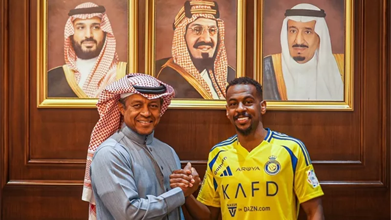 النصر السعودى يجدد عقد عبدالله الخيبري لمدة 4 مواسم