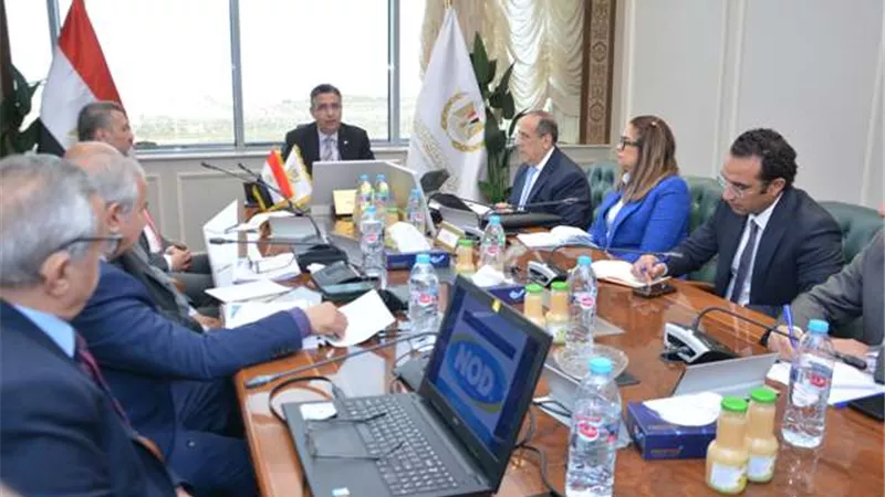 وزير التموين: زيادة المعروض من زيت الطعام بالأسواق