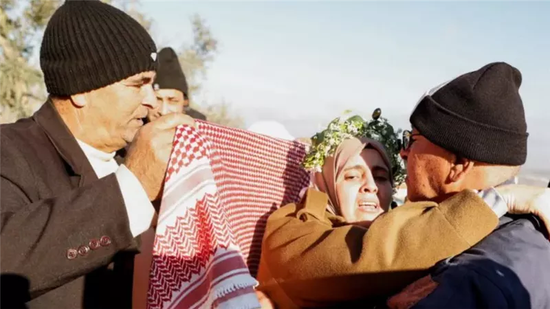 حماس: حالة أسرانا.. تكشف فاشية الاحتلال