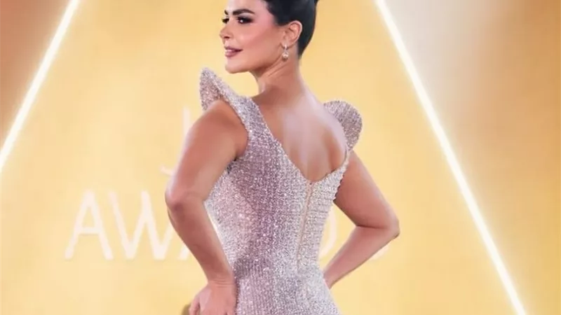 رانيا منصور تتألق من حفل جوائز Joy Awards بالرياض .. صور