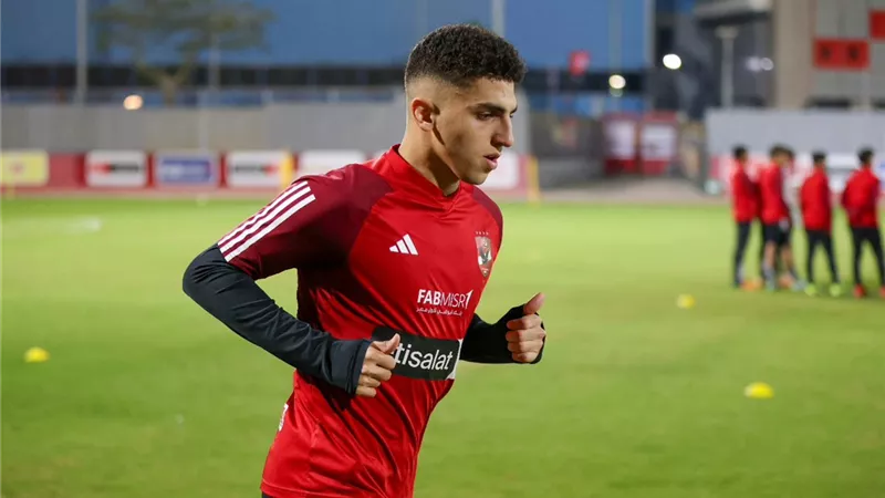 طبيب الأهلي يكشف سبب غياب كوكا عن المران الجماعي