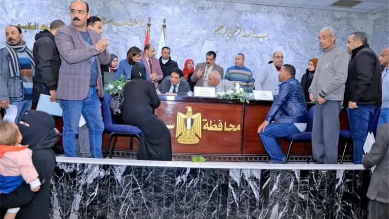 محافظة سوهاج تعقد اللقاء الأسبوعي للاستماع لمطالب المواطنين