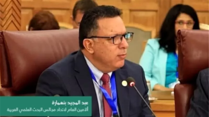 البحث العلمى تكشف تفاصيل جائزة لدعم الباحثين العرب