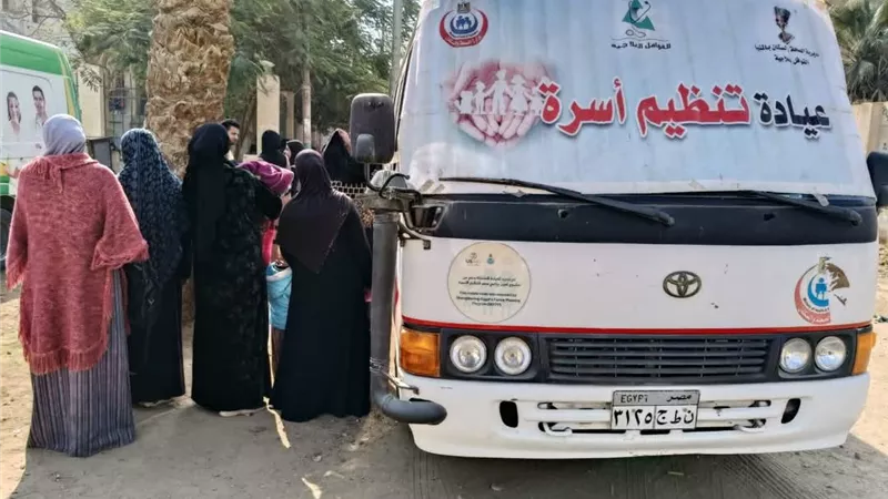 المنيا.. تقديم 1014خدمات صحية خلال قافلة طبية مجانية بقرية نواى
