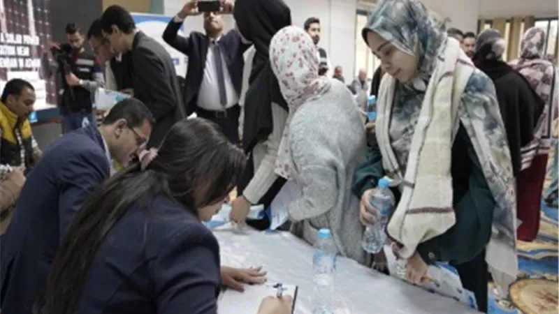 ملتقى توظيفي وتثقيفي لخريجي برنامج التدريب المهني بسوهاج