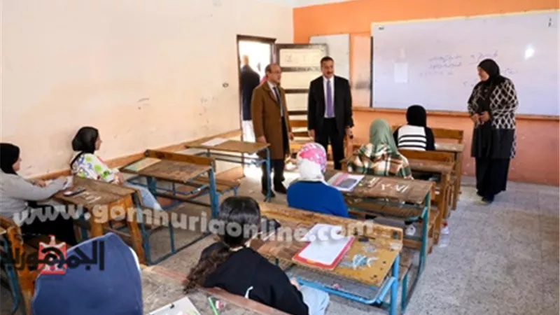 إغماء .. تمزيق ورقة الإجابة.. المحمول مع 4 طلاب في لجان المنوفية