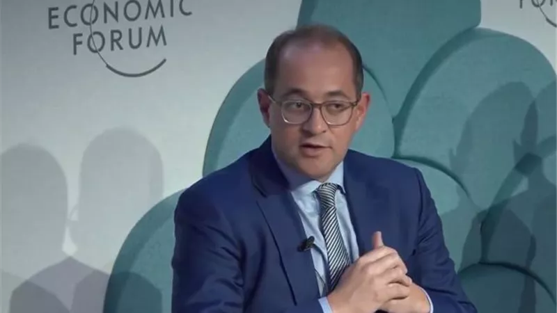 المالية: إصلاحات هيكلية تعزز تحسن الاقتصاد المصري ونمو القطاع الخاص