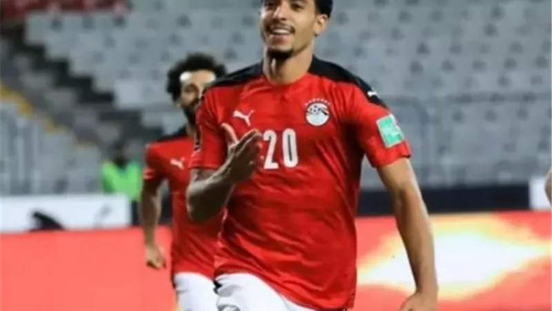 حسام حسن يهنئ عمر مرموش بعد انتقاله لمانشستر سيتي